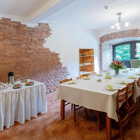 סמילטנה Park Hotel Bruzis מראה חיצוני תמונה