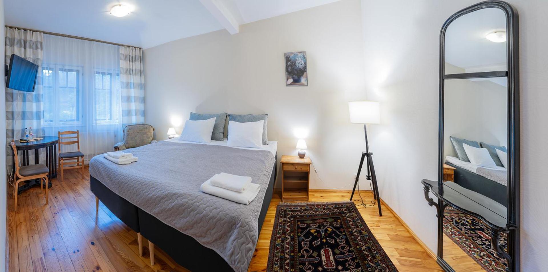 סמילטנה Park Hotel Bruzis מראה חיצוני תמונה